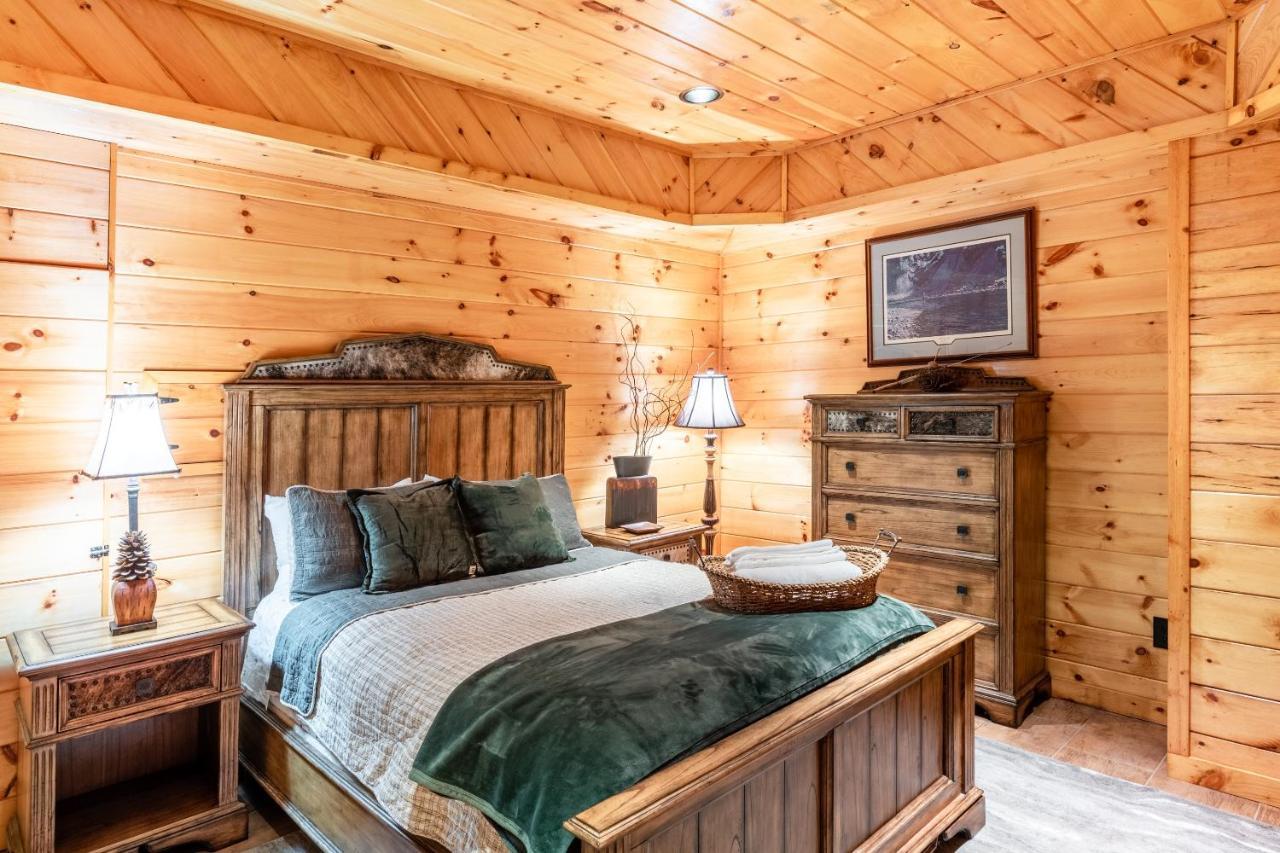 Iron Mountain Lodge - Beautiful Cabin With Forest & Mountain Views! Butler 外观 照片